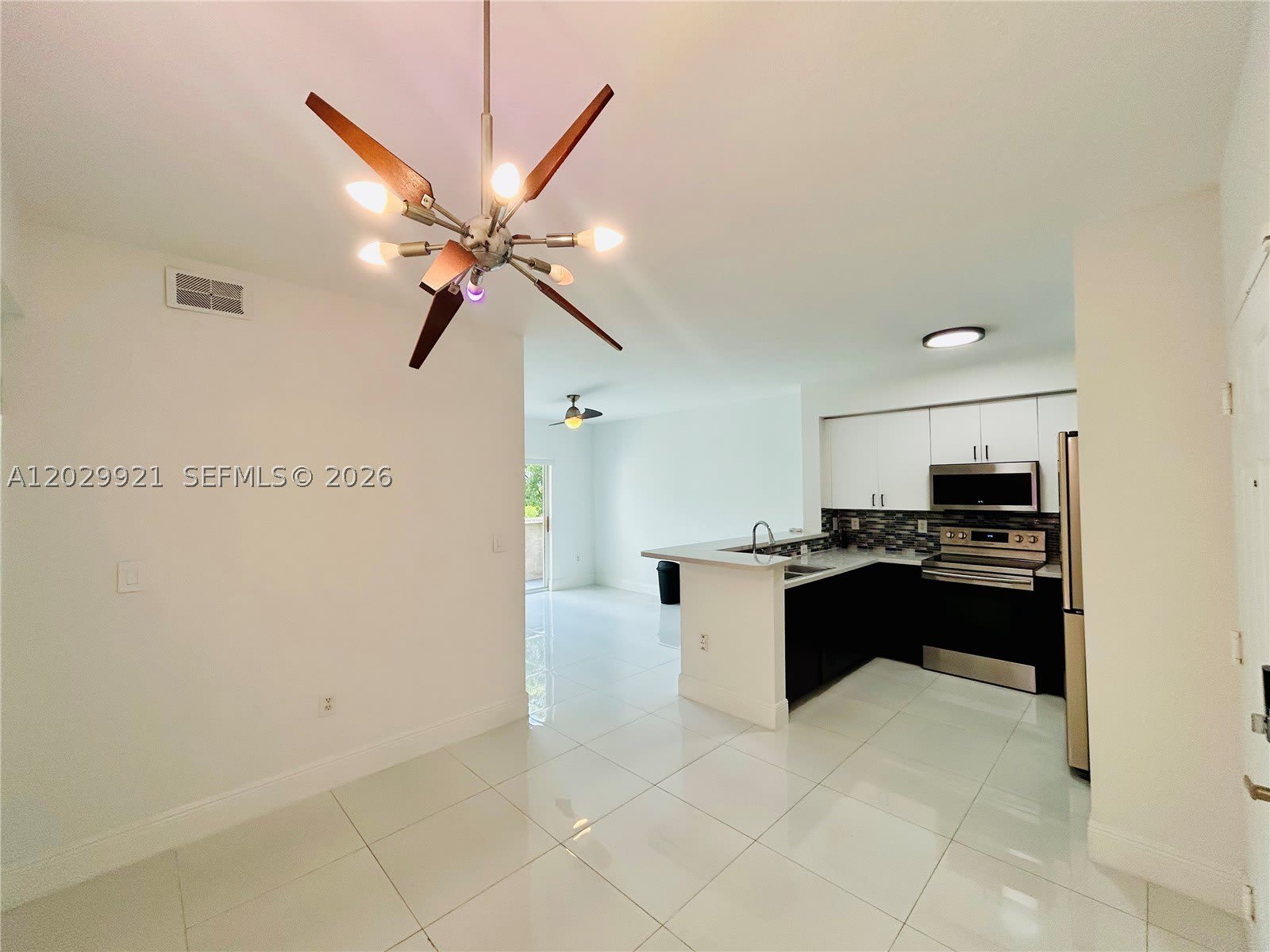11040 SW 196th St – photo 4