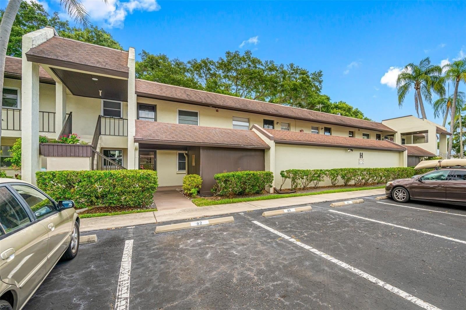 1100 E BAY Drive – photo 1