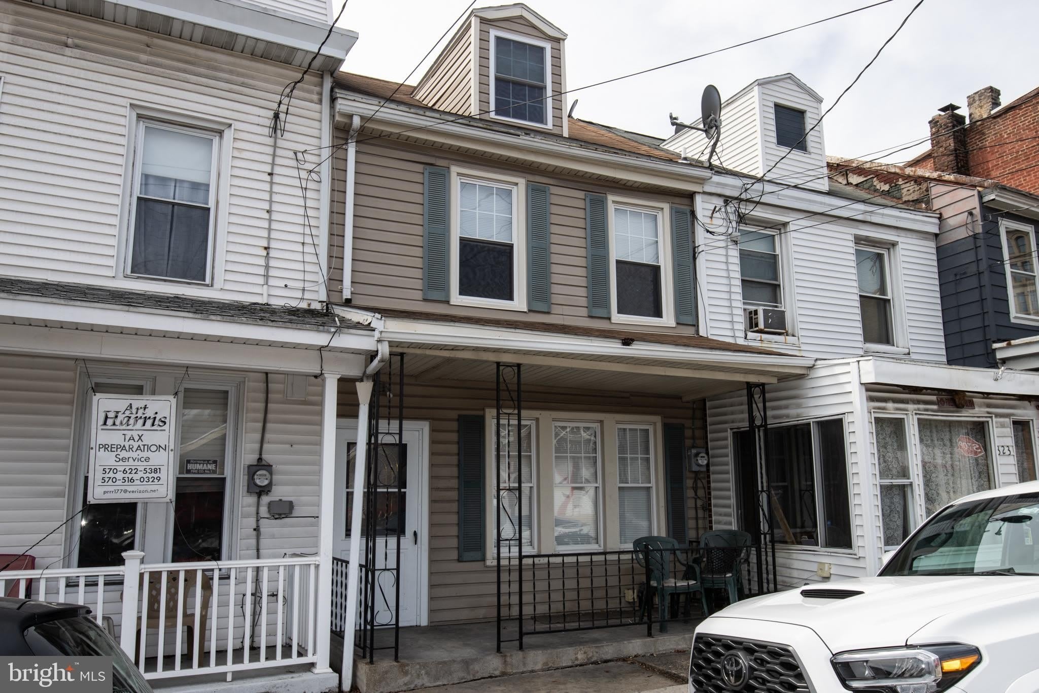 321 N 3RD Street – photo 1