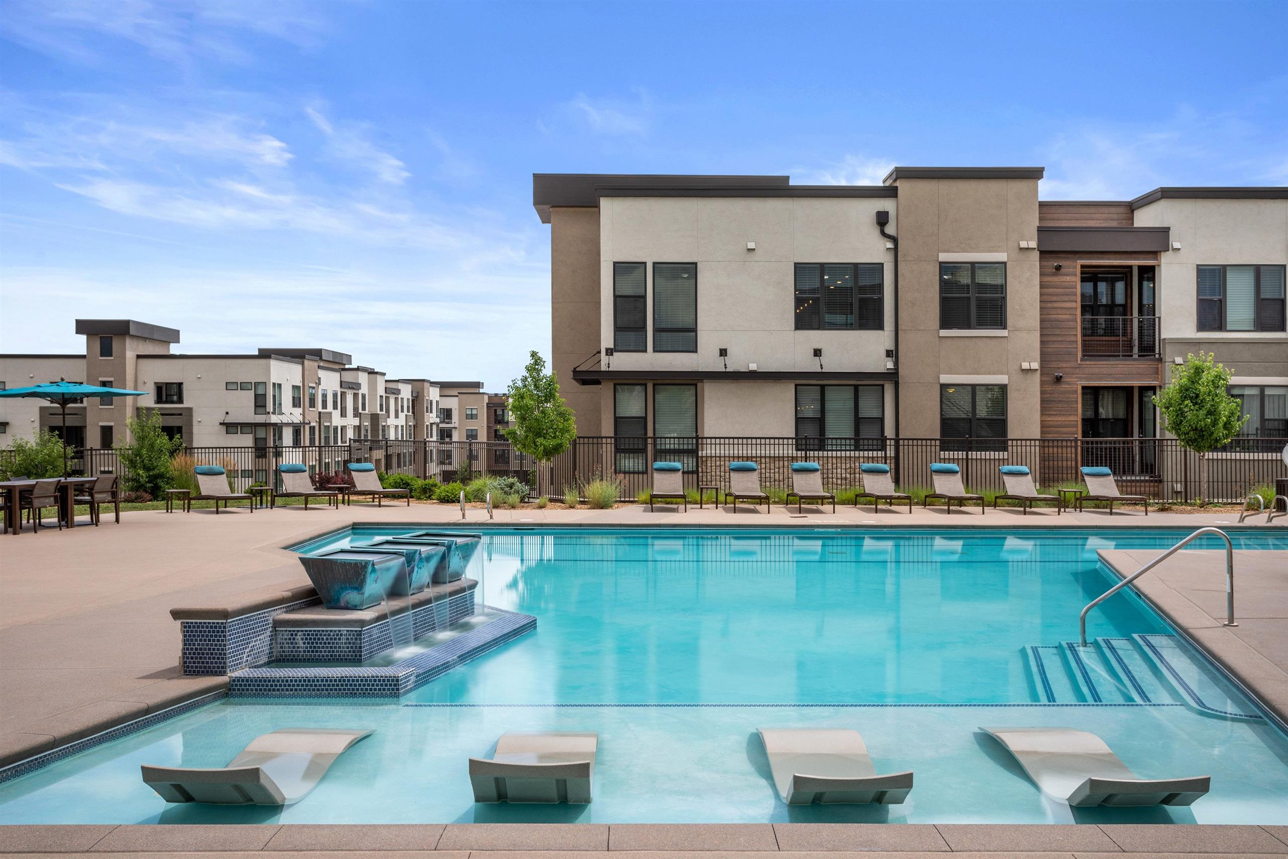 Gateway Arvada Ridge Apartments – photo 2