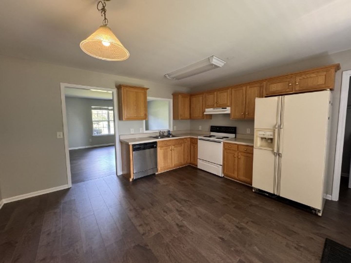 1426 Alhambra Dr- A – photo 2