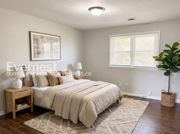 1252 West Moore Street – photo 3
