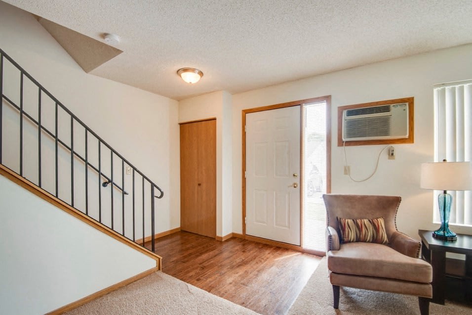 Eagle Creek Townhomes – photo 3