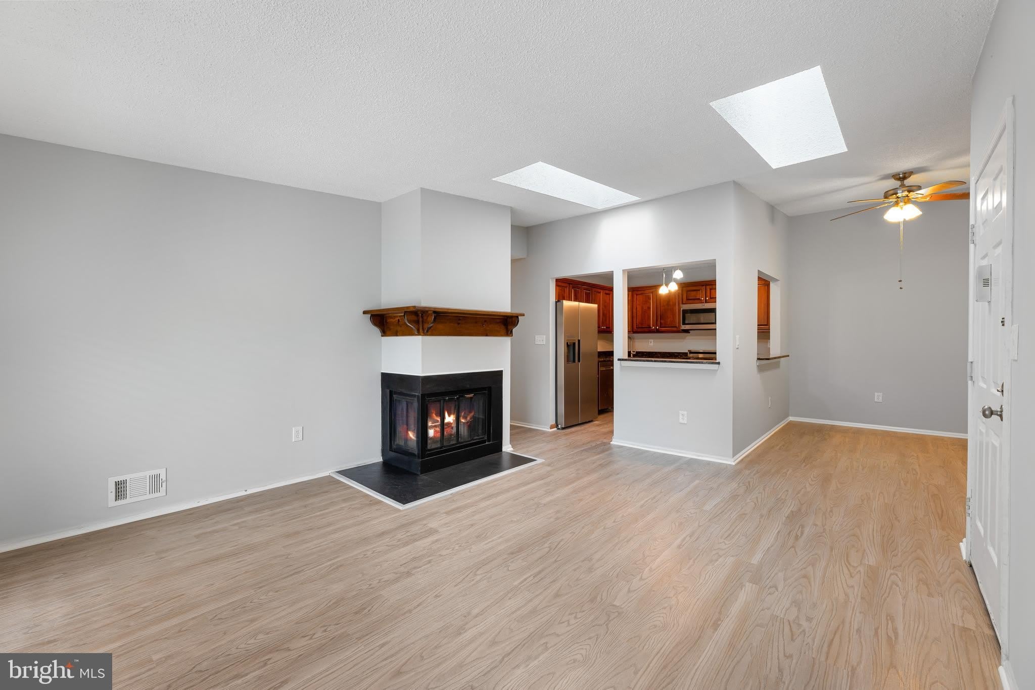 9 MULBERRY Court – photo 4