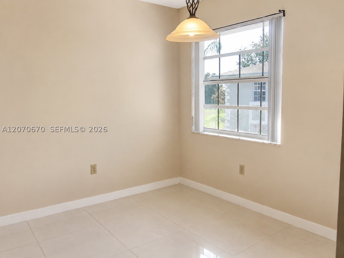 454 NE 210th Circle Ter – photo 5