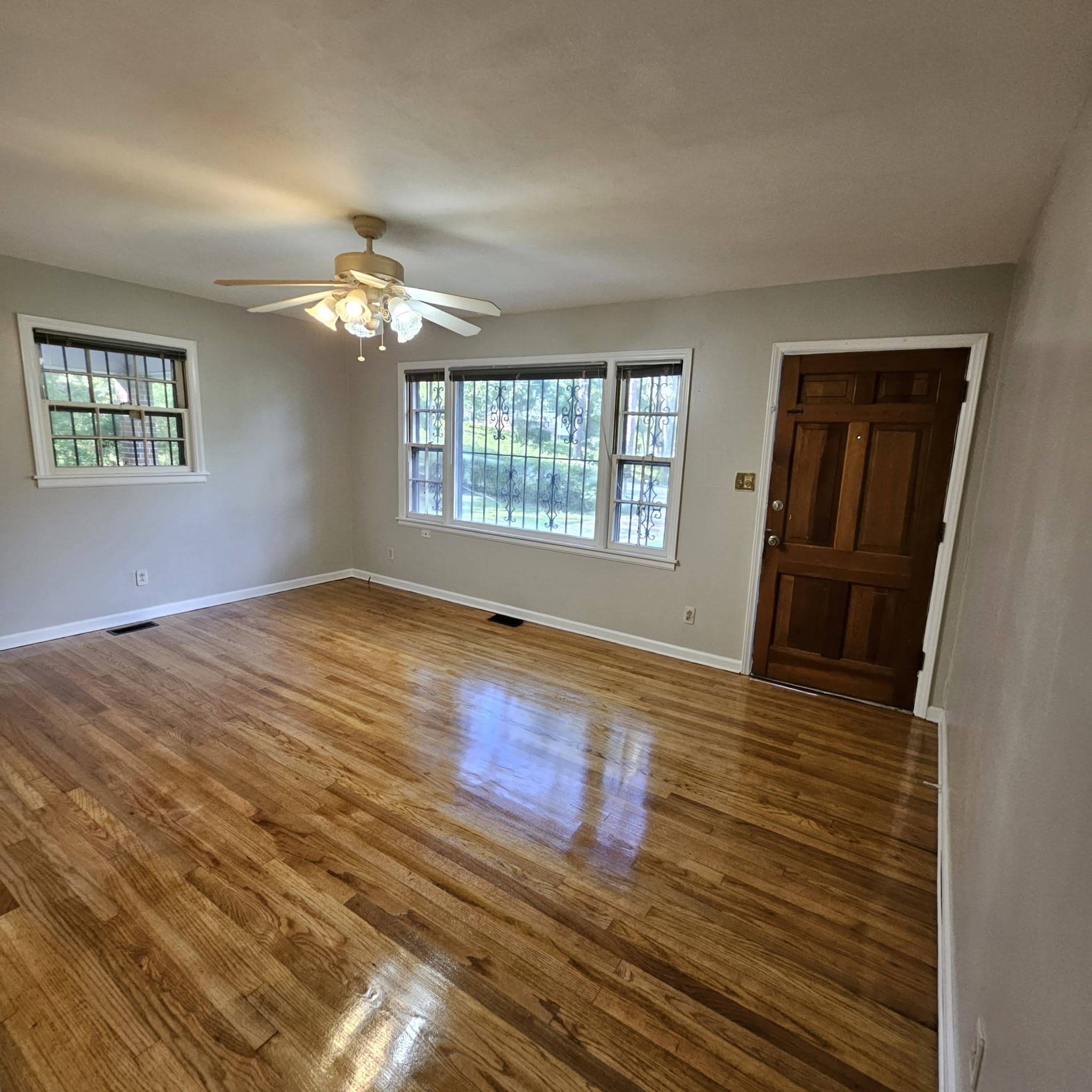 2329 Regan Avenue – photo 3