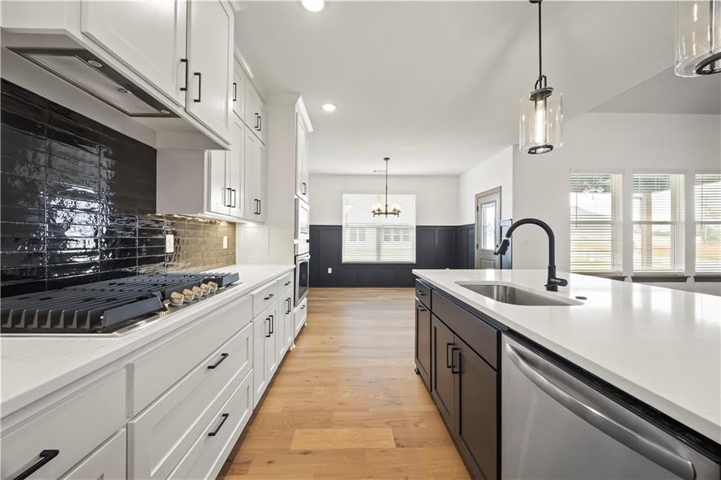 1241 Mammoth Street – photo 5