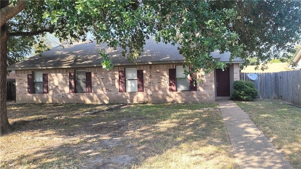 2515 Hickory Drive – photo 1