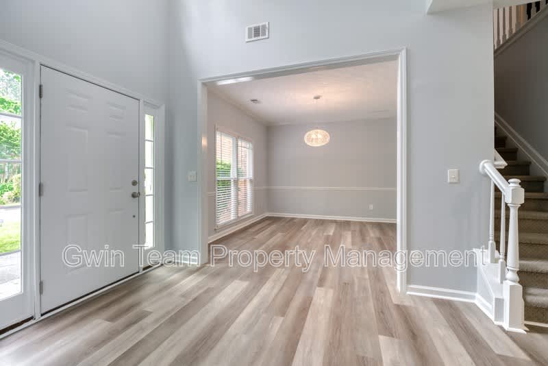355 Lamme Chase – photo 4