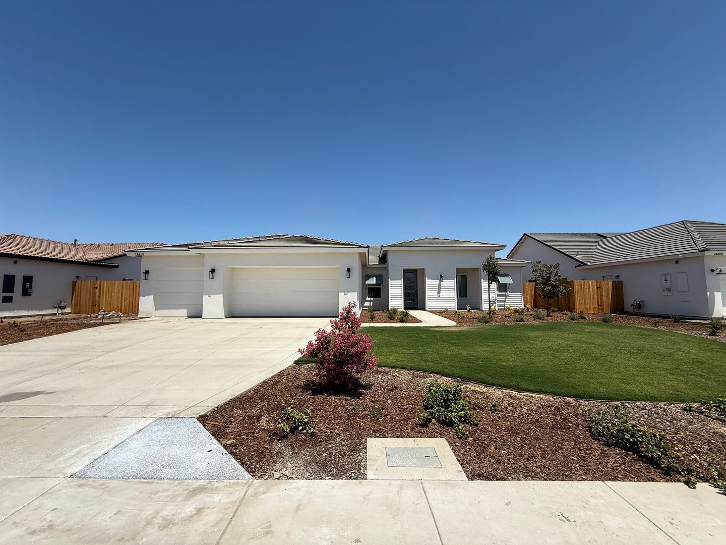 16806 Mairs Drive – photo 1