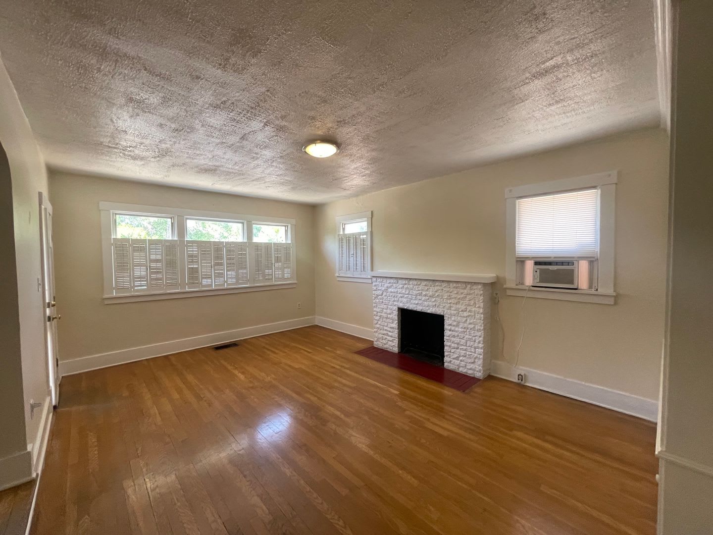 Main Campus Home – photo 4