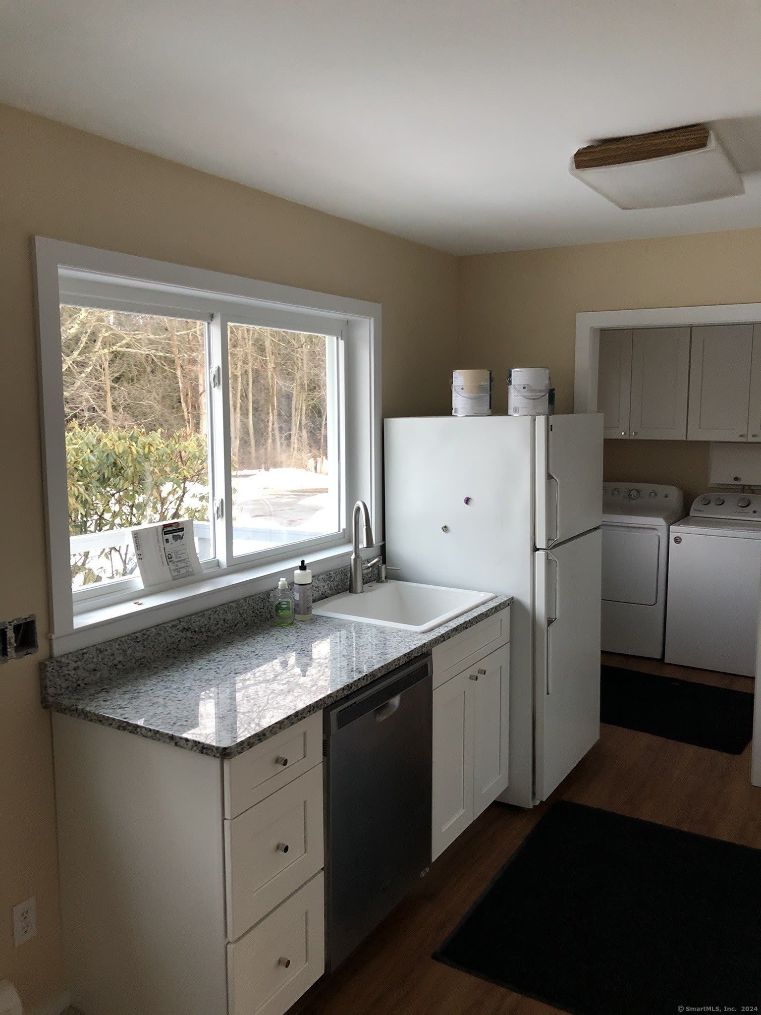 207 S Lake Street – photo 3