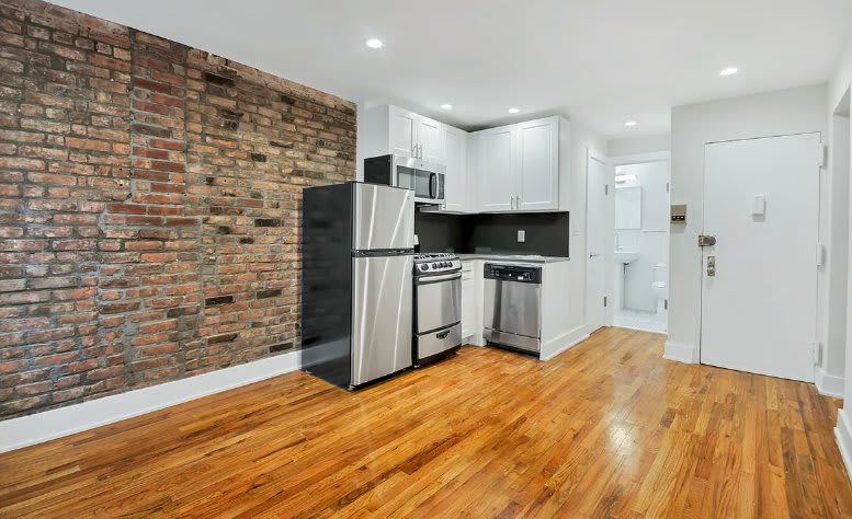 91 Christopher St – photo 2