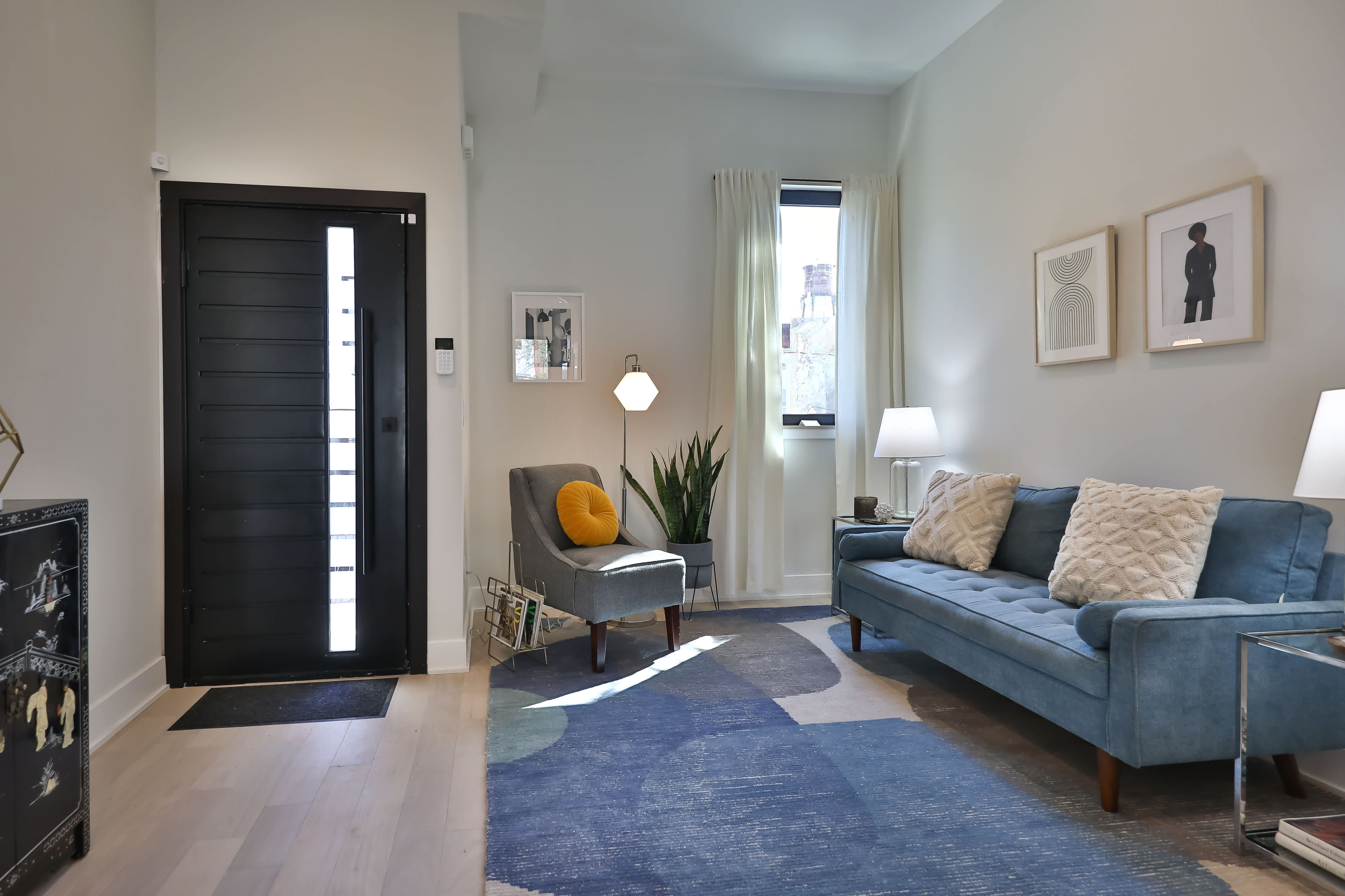 2541 Turner St – photo 1