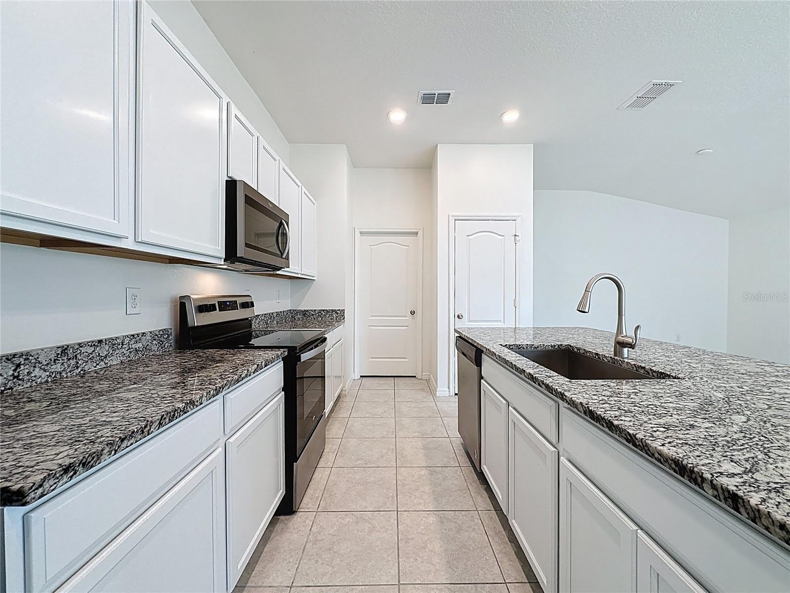 707 SCRUB OAK HAMMOCK Road – photo 5