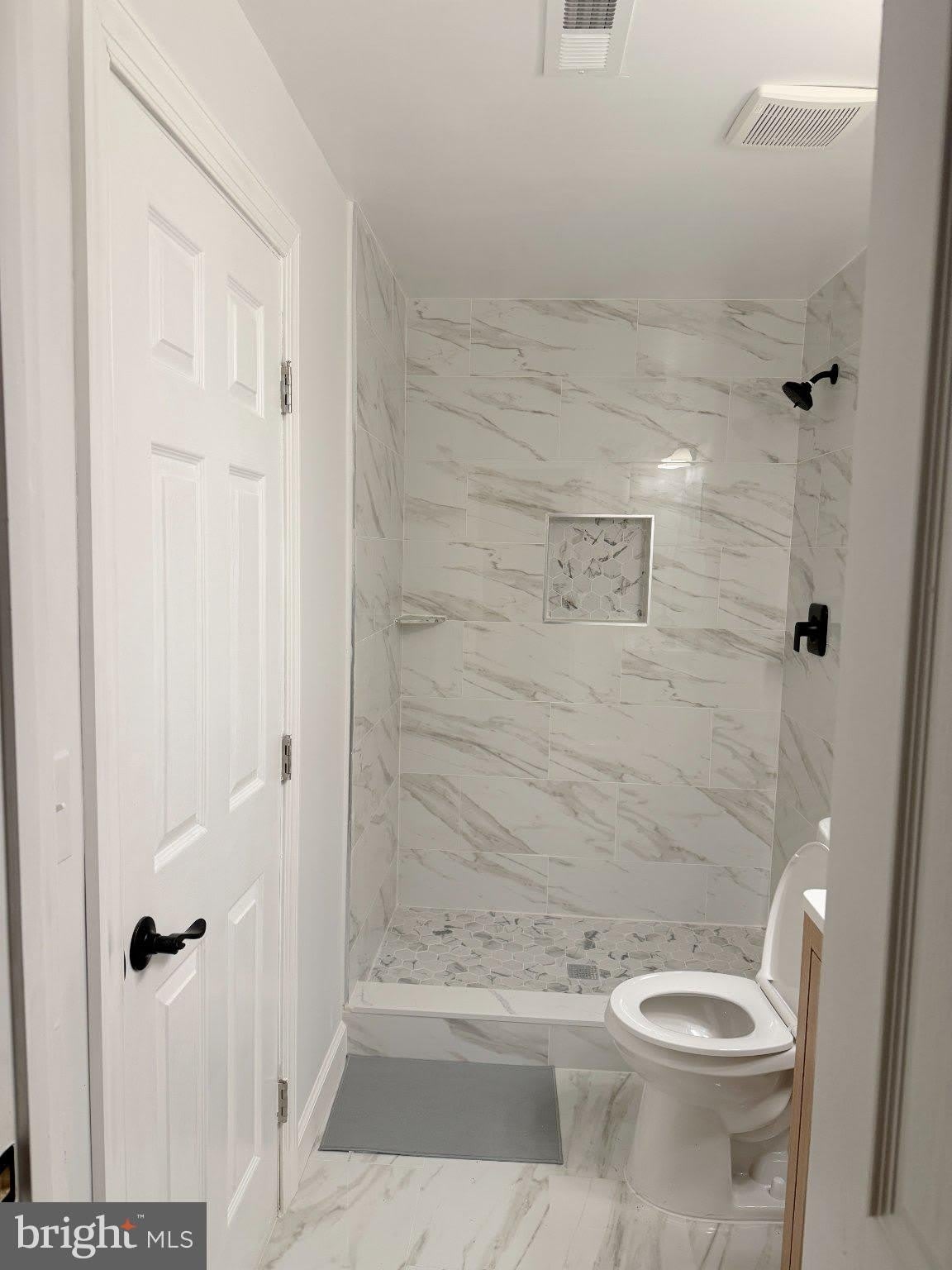 5675 SPRIGGS Drive – photo 5