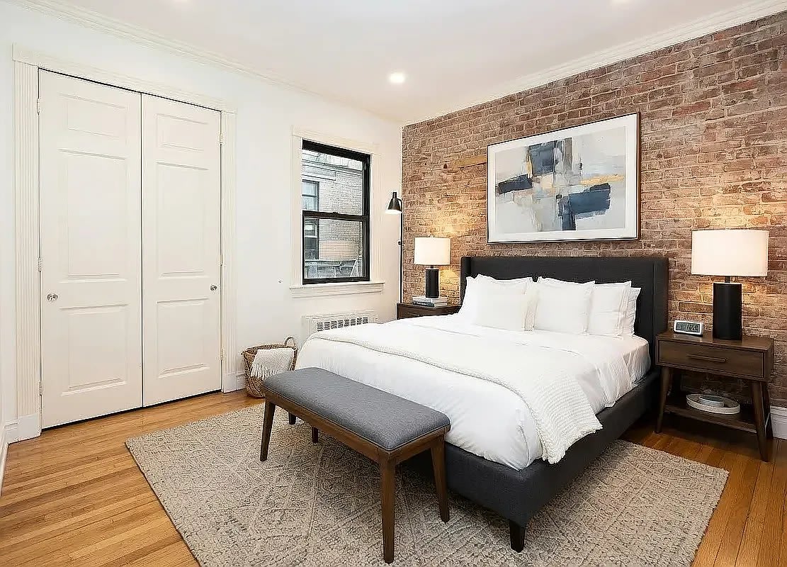 340 East 61st Street – photo 2