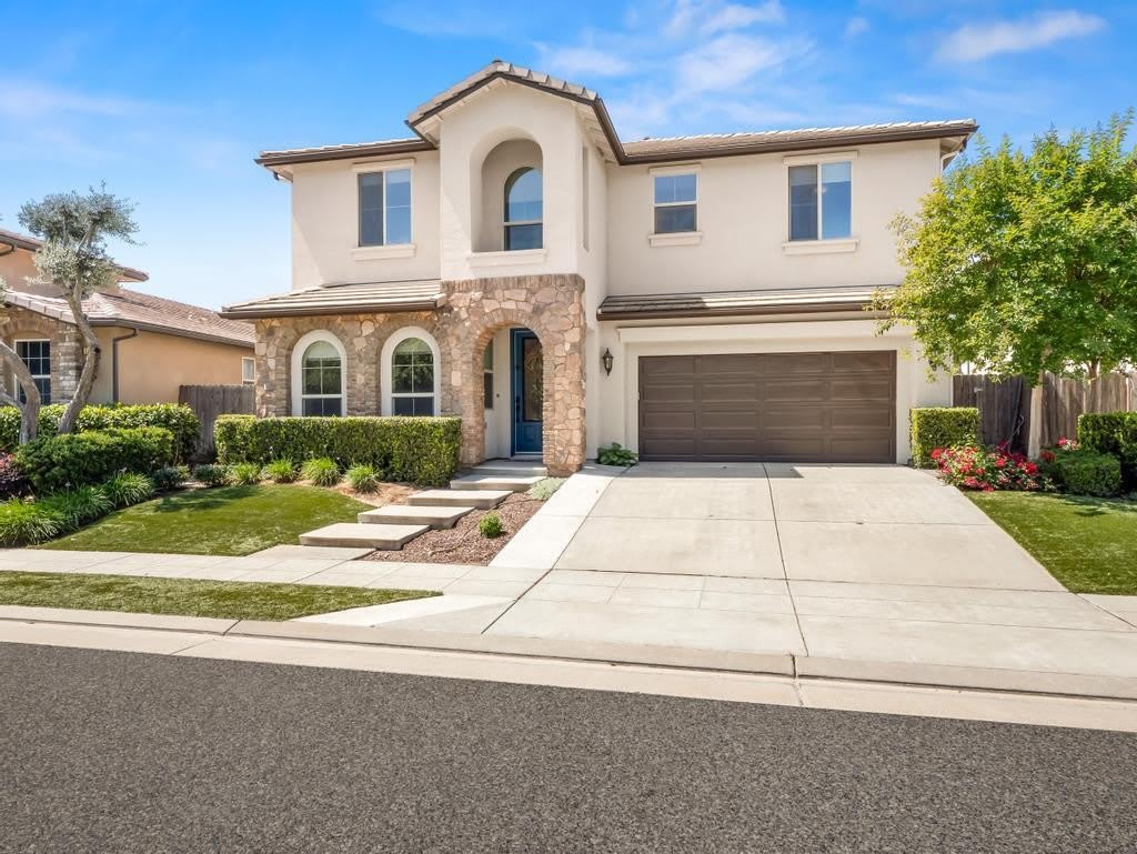 1229 E Via Roma Drive – photo 2