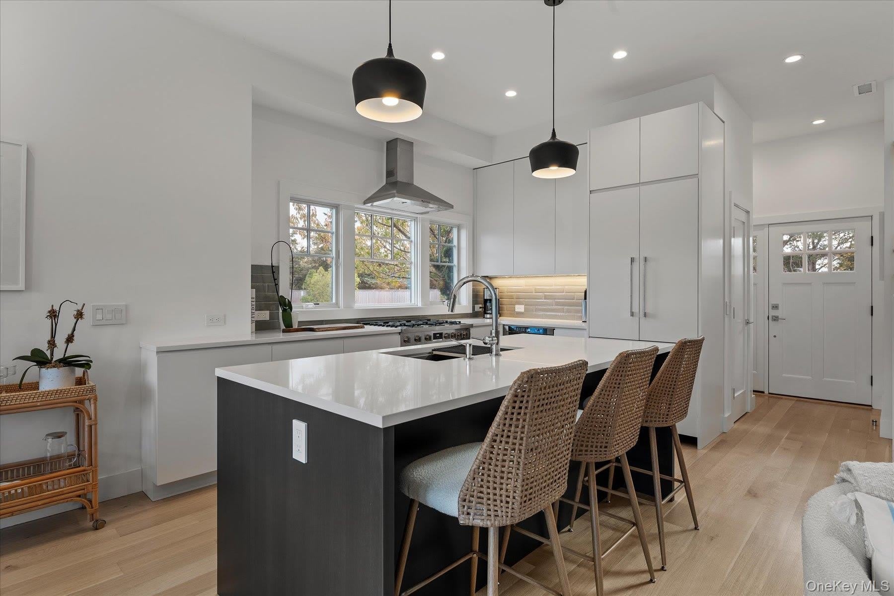 68 Foster Avenue – photo 3