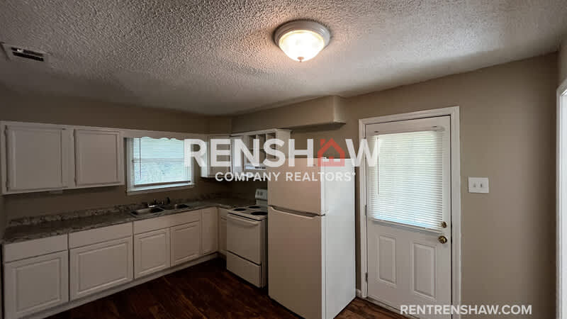 3743 Miami Ave – photo 5