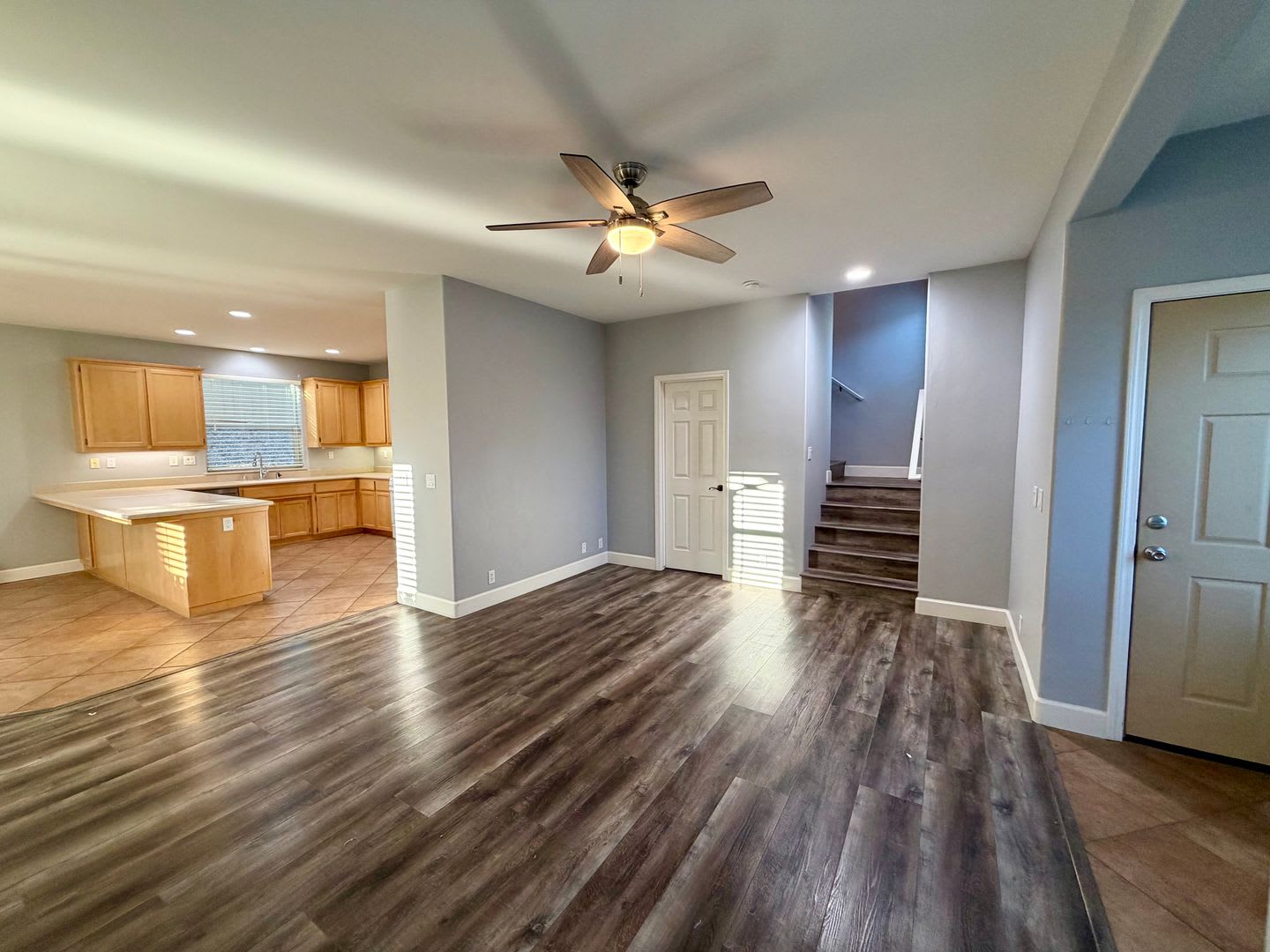 Beautiful 3 Bedroom 2 5 Bathroom Single Family Home Available 8 1 2026 Do Not Disturb Tenants – photo 5