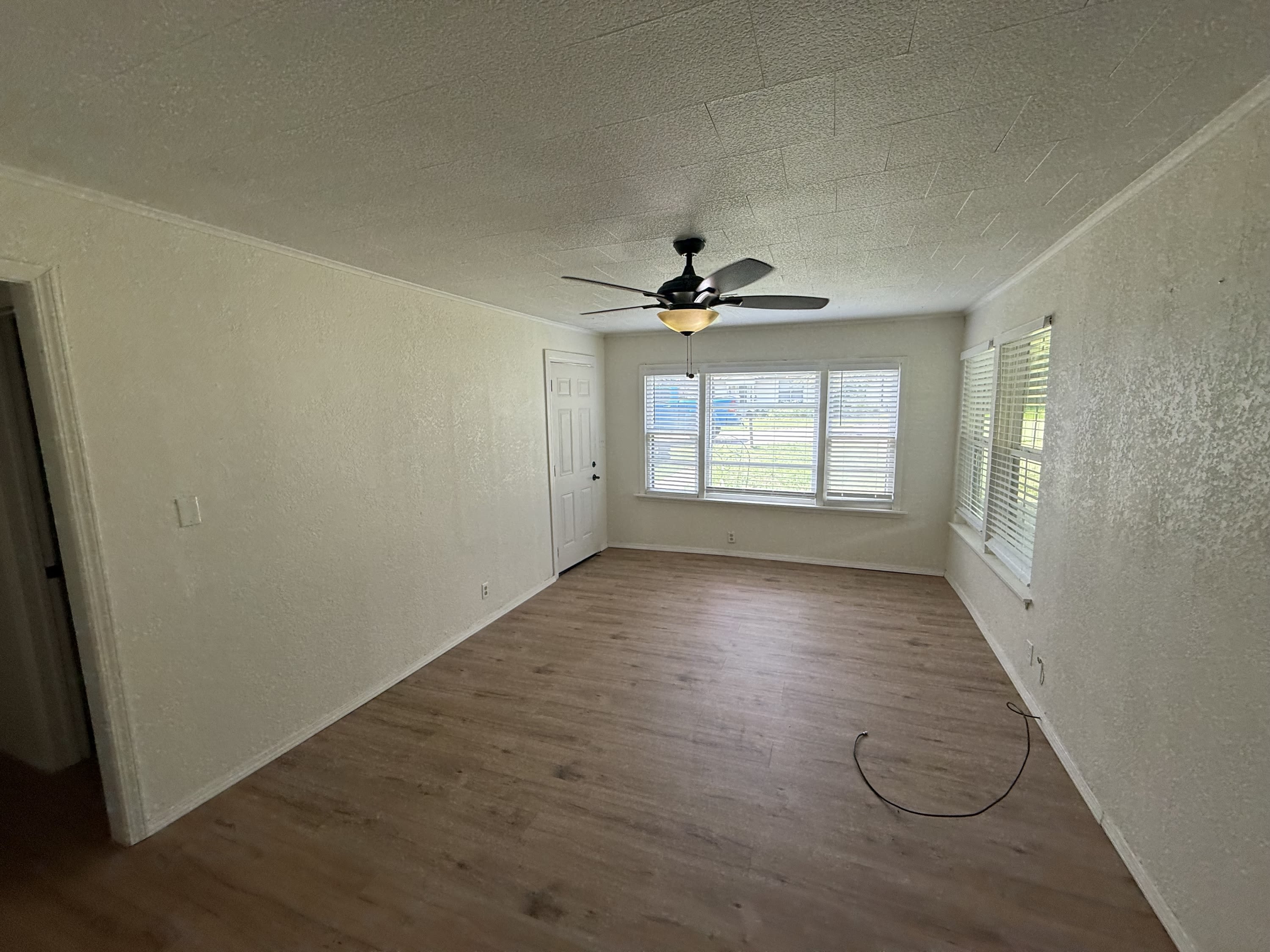 1002 South Highland – photo 2