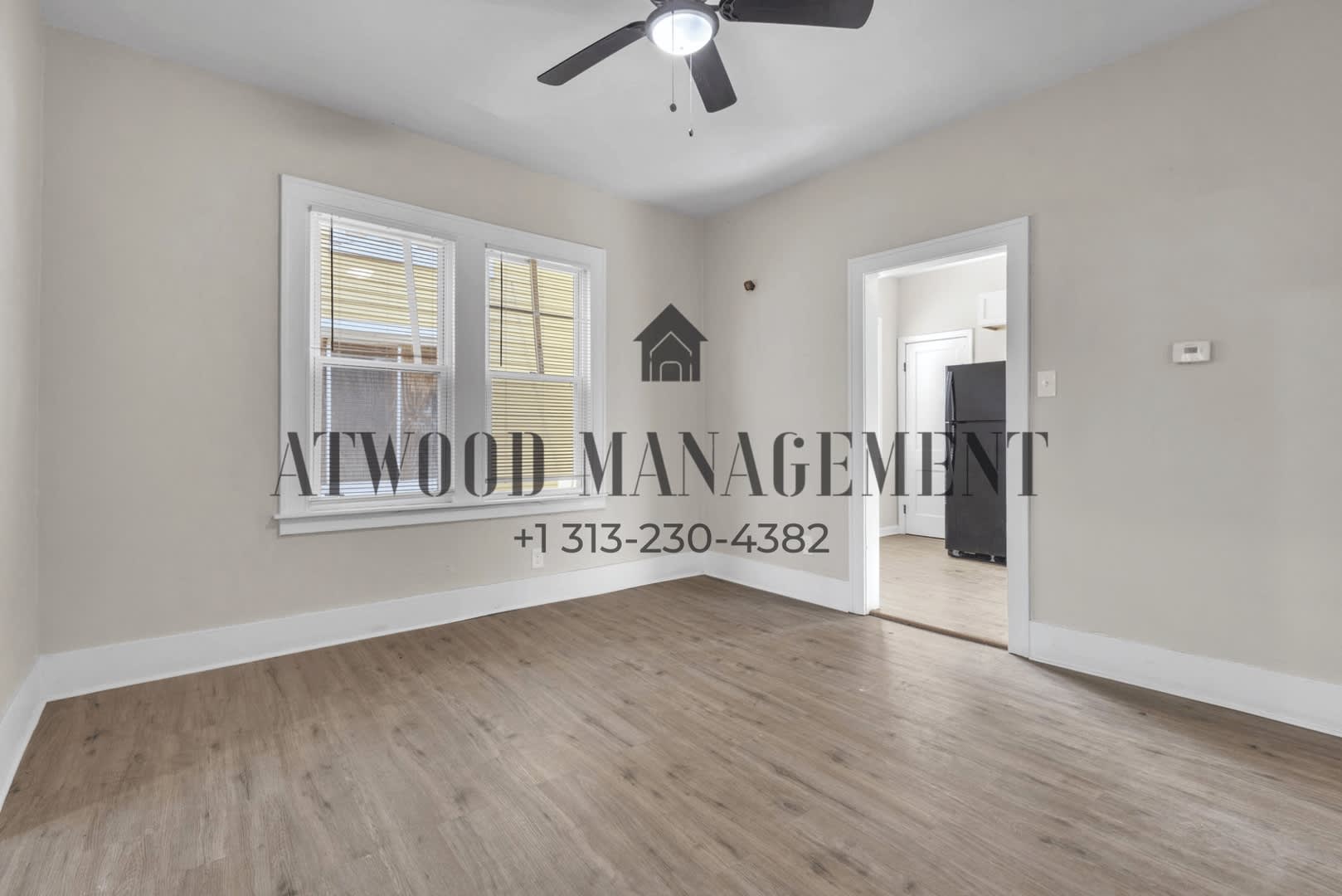 This beautifully updated 3-bedroom, 1-bath single-family home is ready for move-in! – photo 5