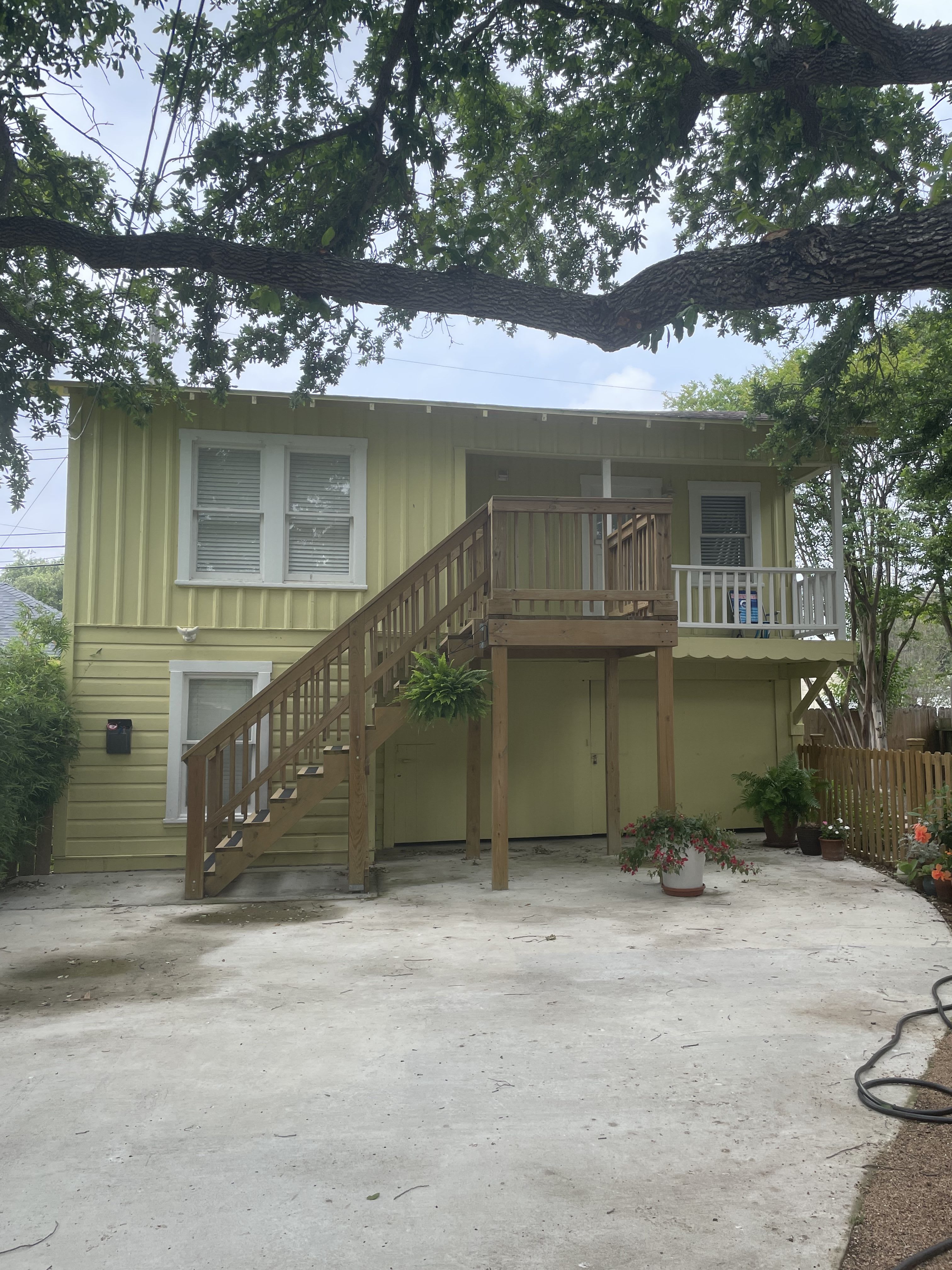 446 Cole St – photo 1