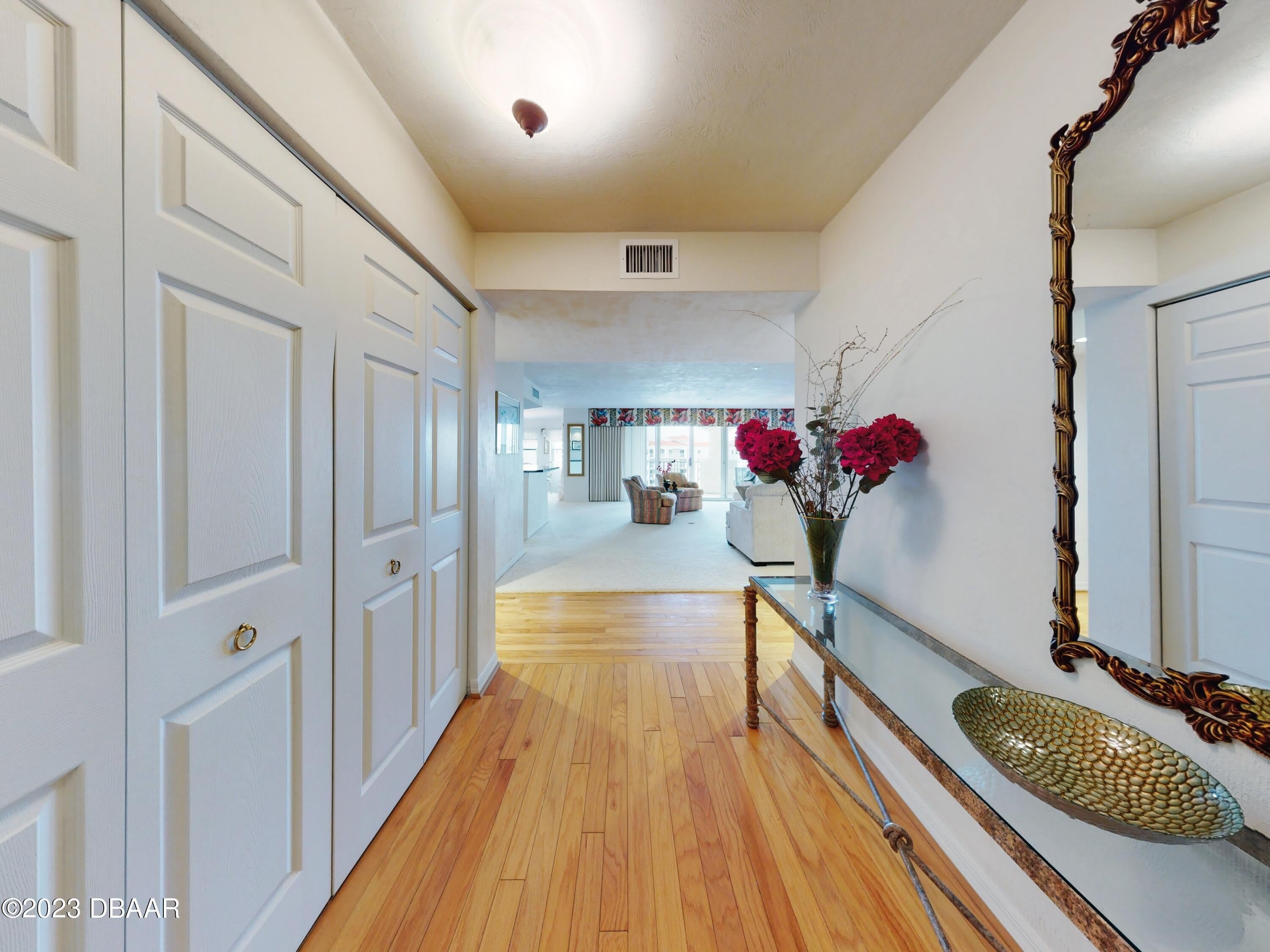1 John Anderson Drive – photo 3