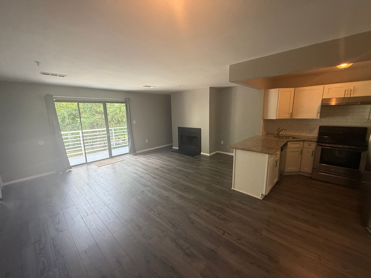 Fresh Paint and Updated Condo in Parkville MD! – photo 4