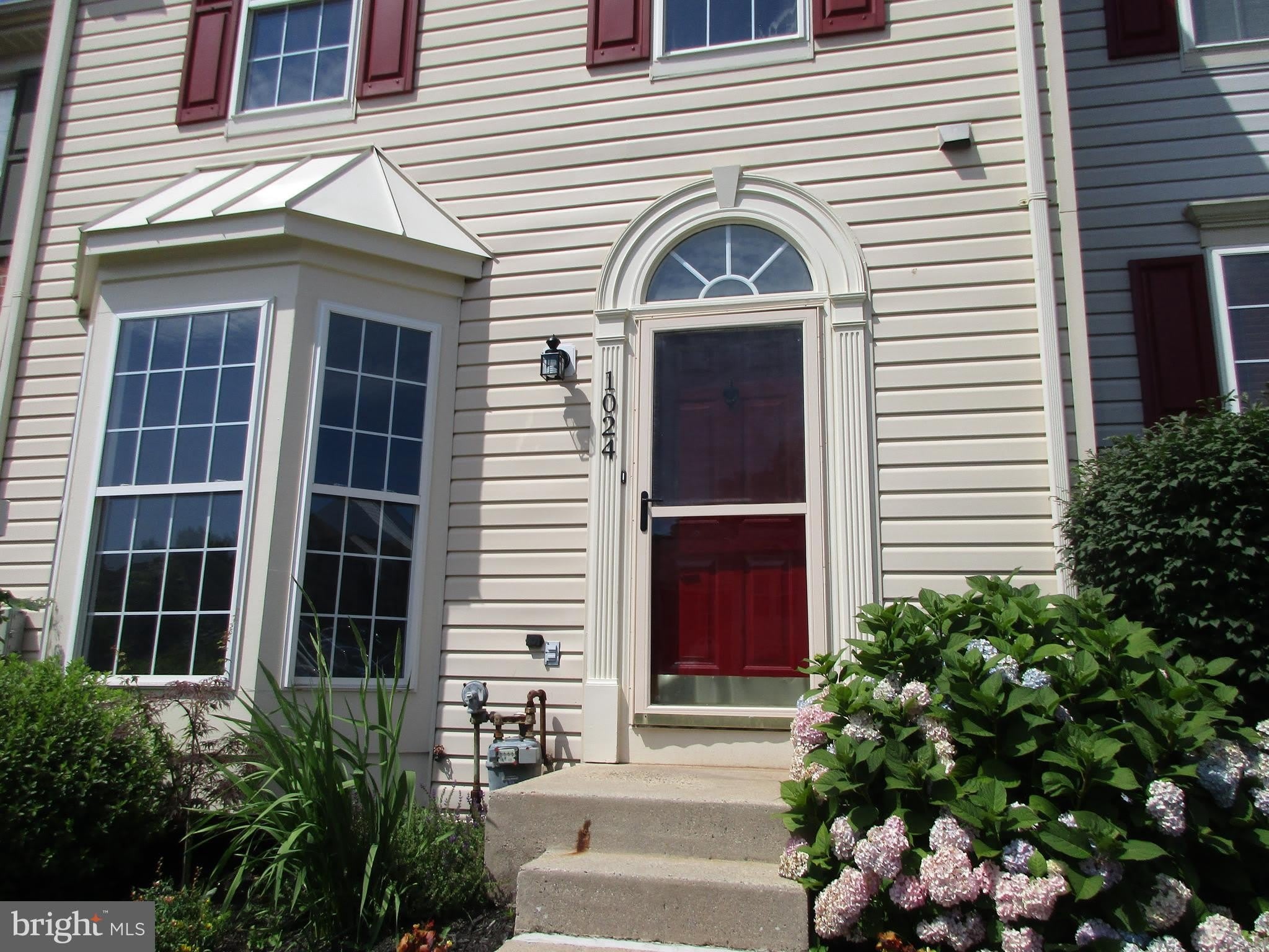 1024 JEANETT Way – photo 1