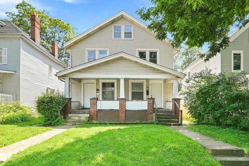 132 S. Highland Avenue – photo 1