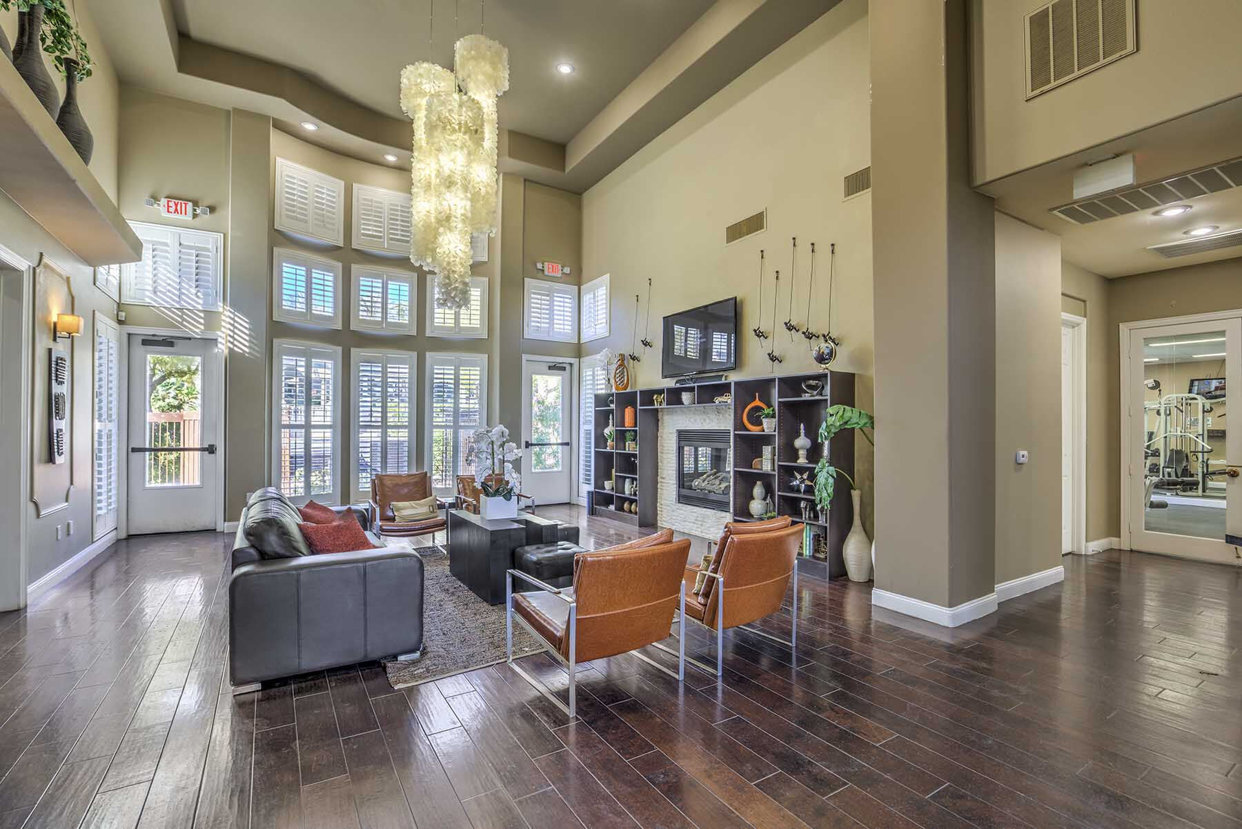 8013 Shorecrest Drive – photo 1