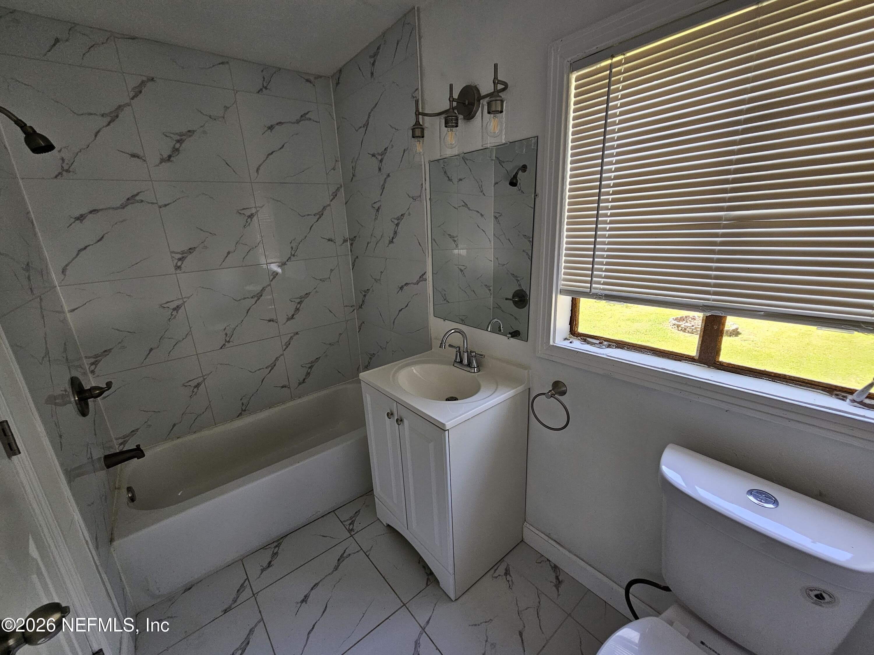 3129 LOWELL Avenue – photo 3