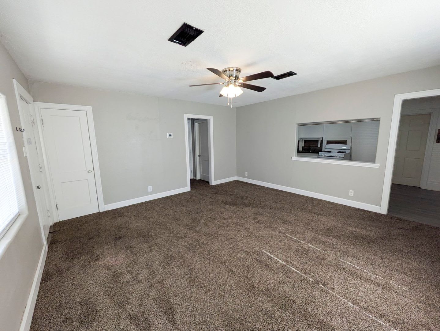 290 Hebert Dr., Bridge City, TX 77611 – photo 3