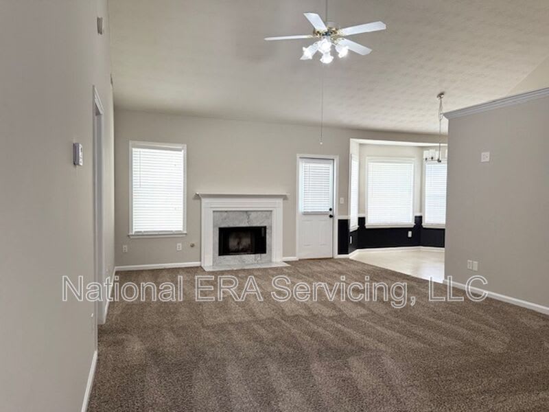 2034 Elm Grove Ln – photo 2