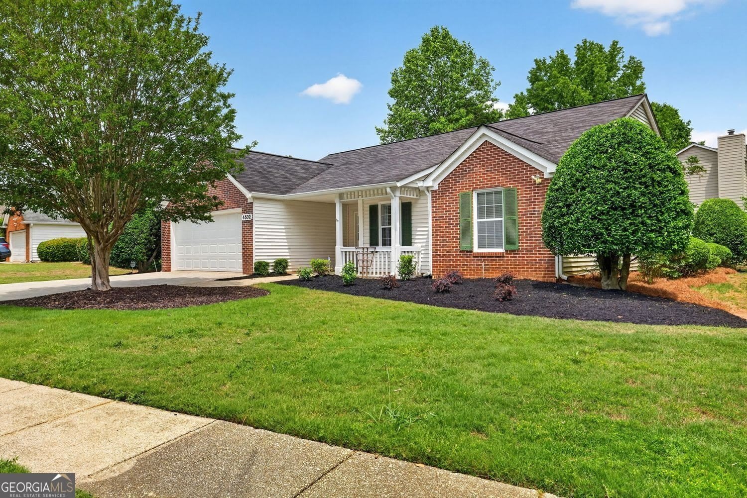 4502 Legend Hollow Lane – photo 1