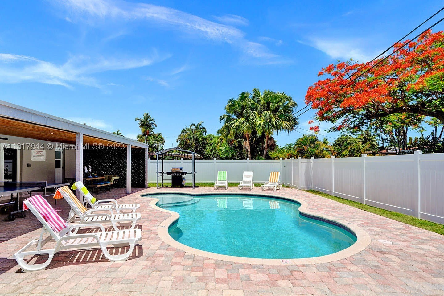 1301 Rodman St – photo 1