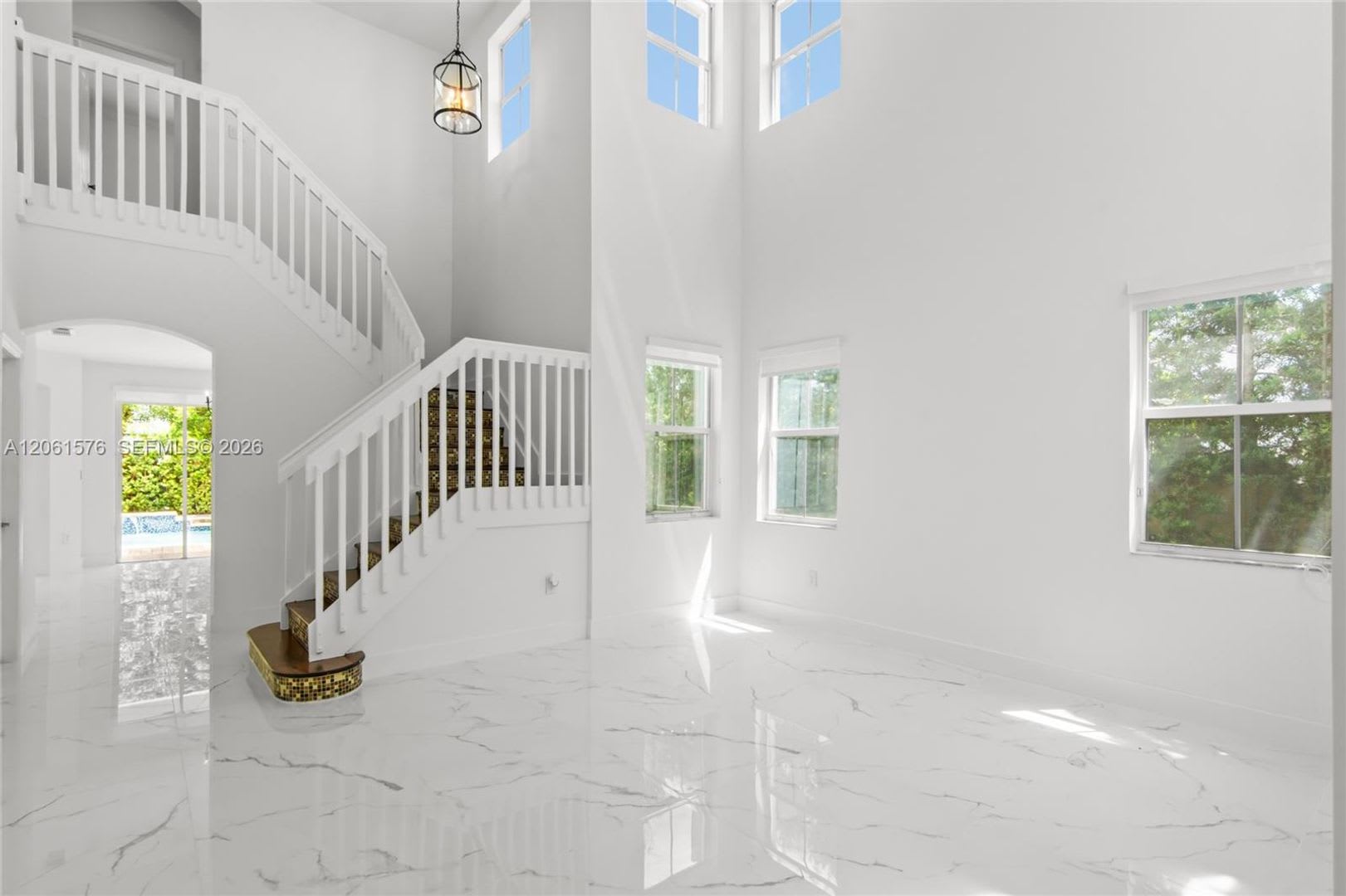 16001 SW 43rd Terrace, Miami, FL 33185 – photo 5