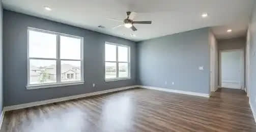 11000 Prairie Lakes Ln – photo 2