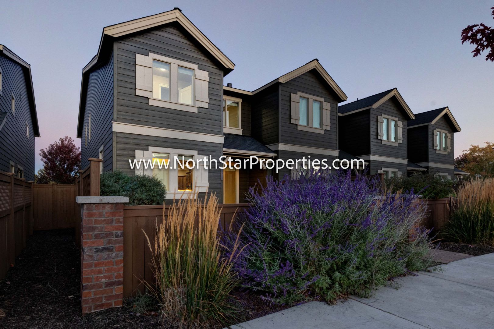 Beautiful townhome in Bend – photo 2