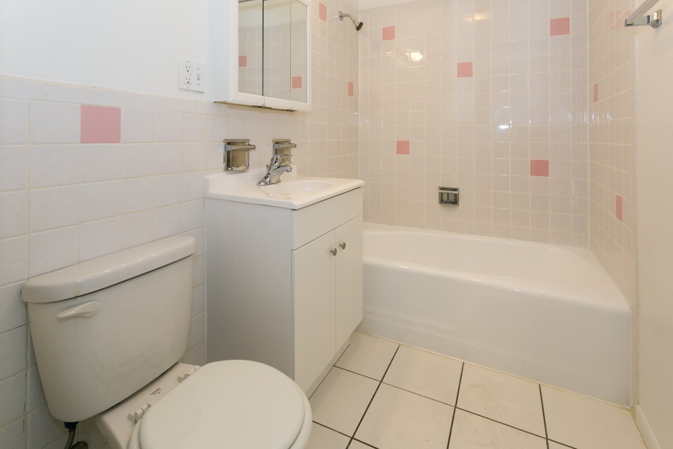 Harper Court – photo 4