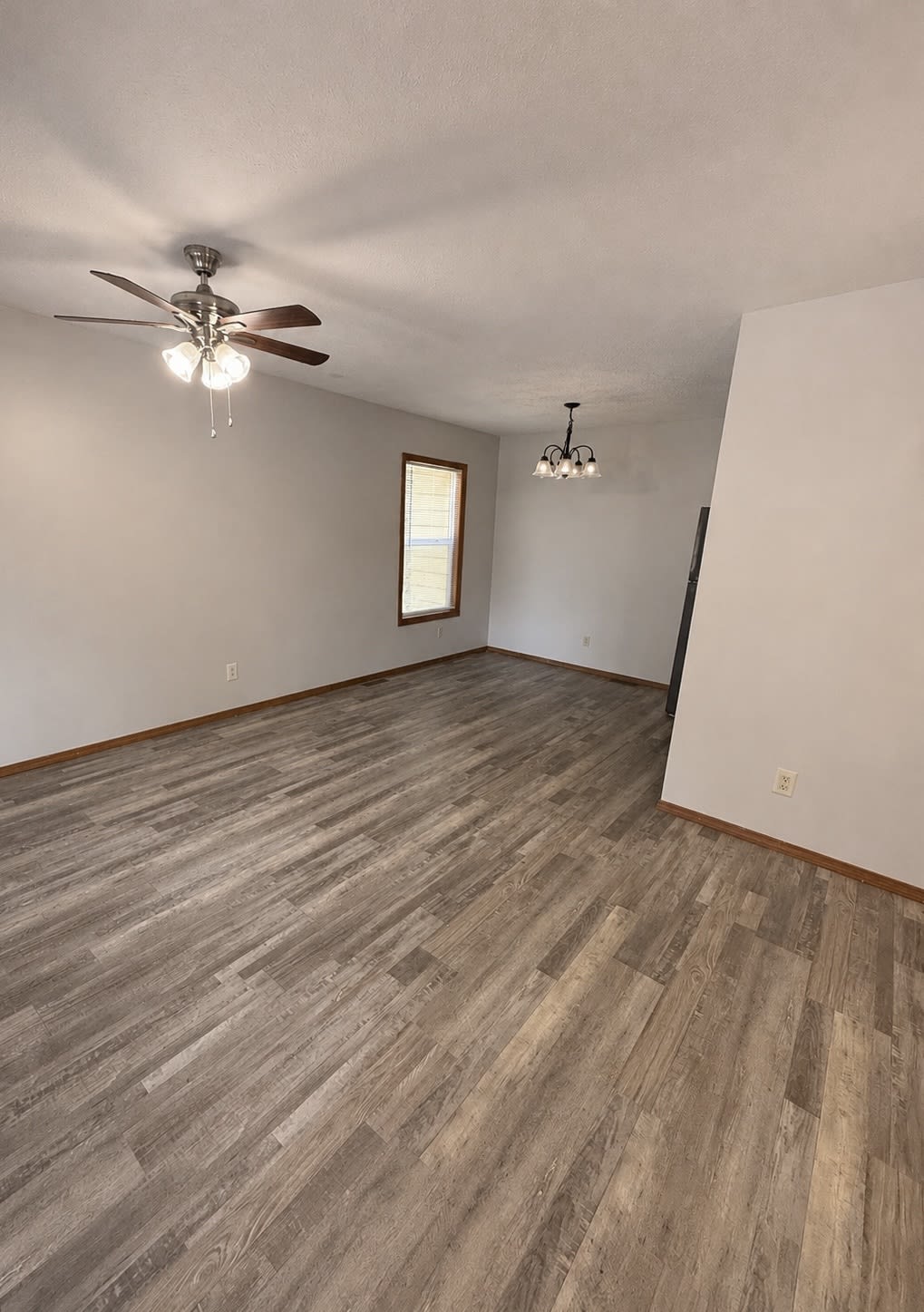 1607 North Grant Avenue#B – photo 4