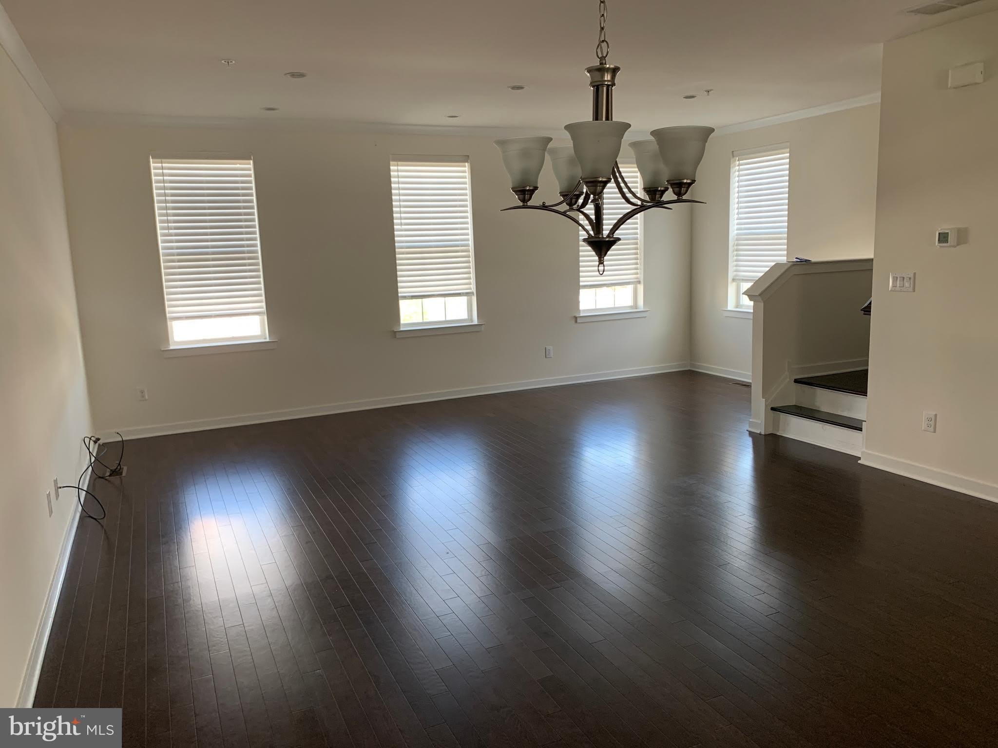 16 Manchester Drive – photo 4