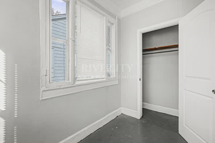 1052 National Street – photo 4