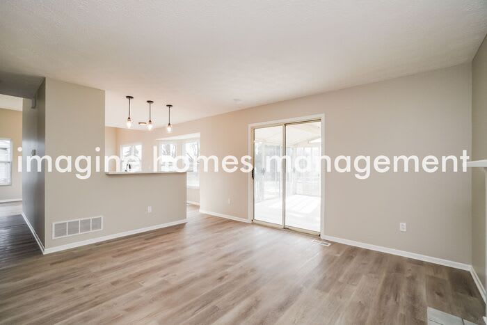 2673 Buggywhip Lane – photo 4