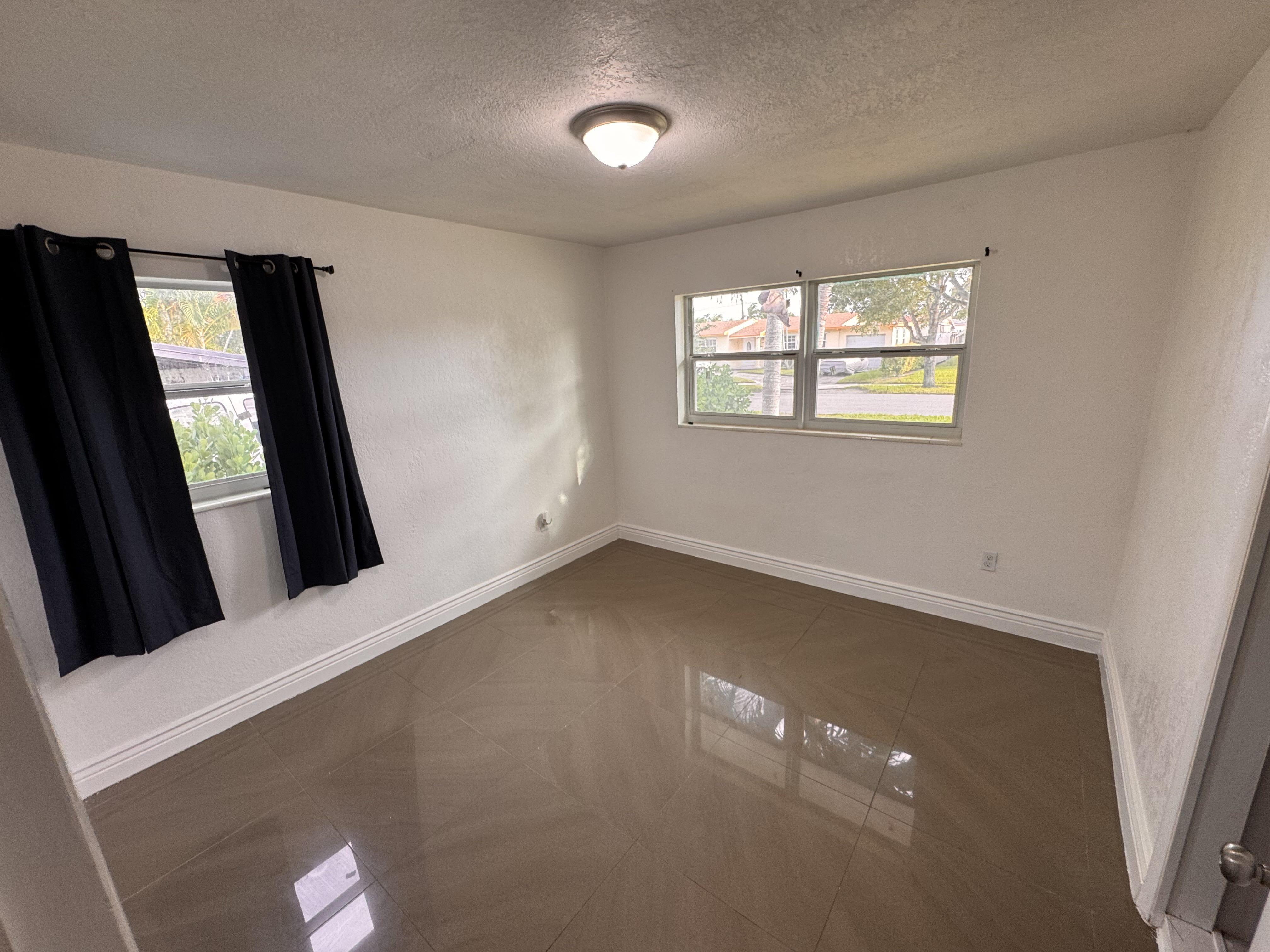961 Northwest 200th Street – photo 5