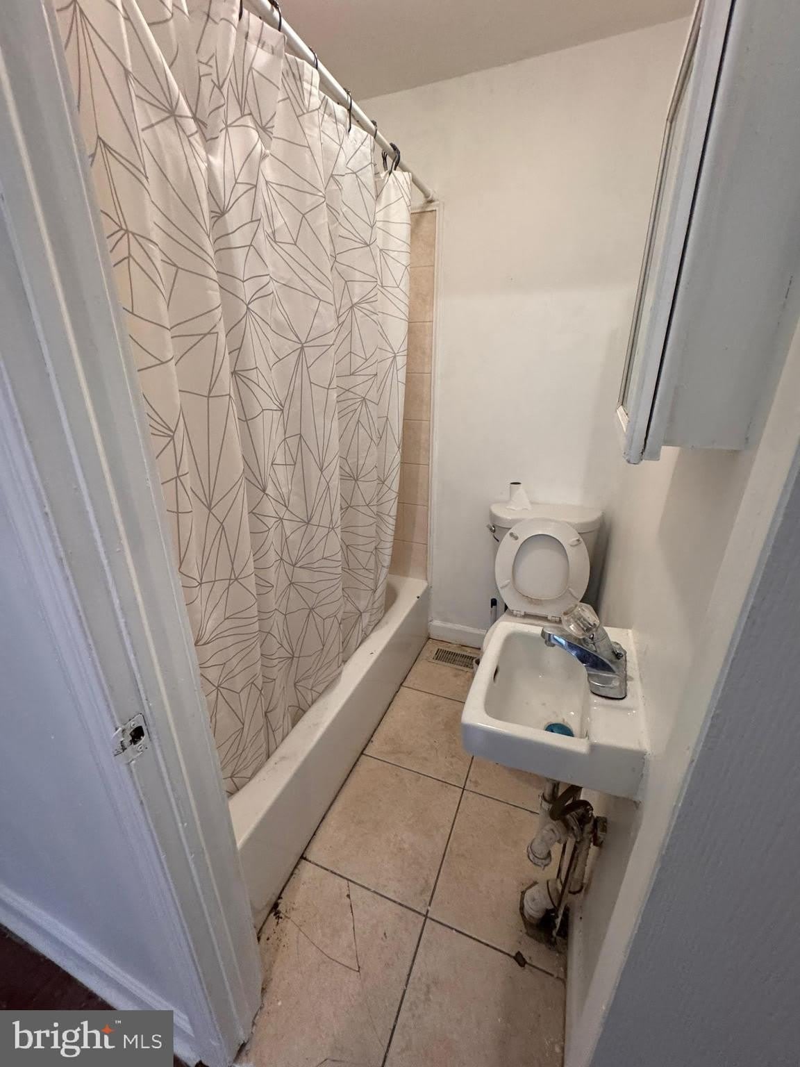 146 W HANOVER Street – photo 2