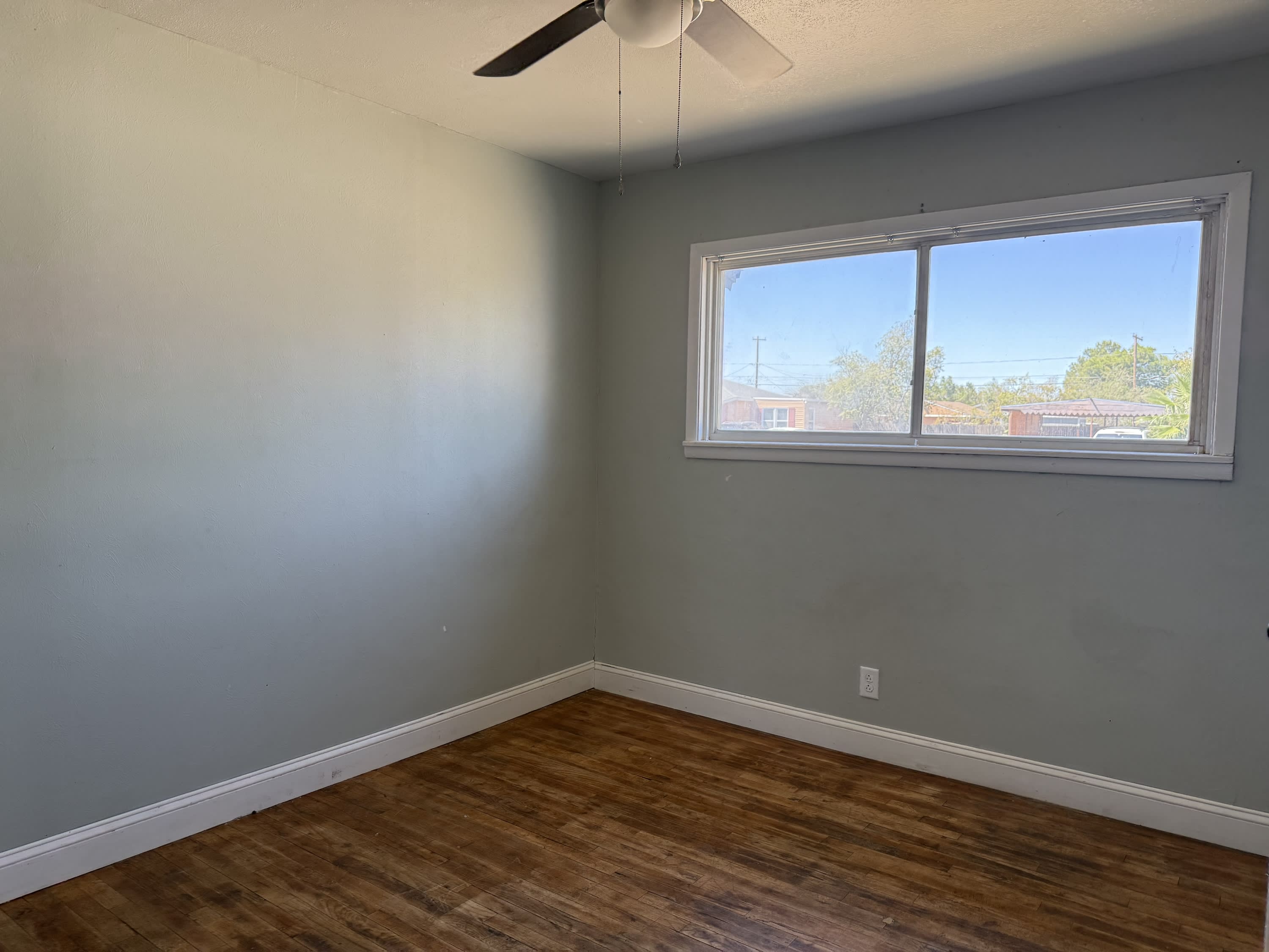 2619 Delano AvenueUnit A – photo 4
