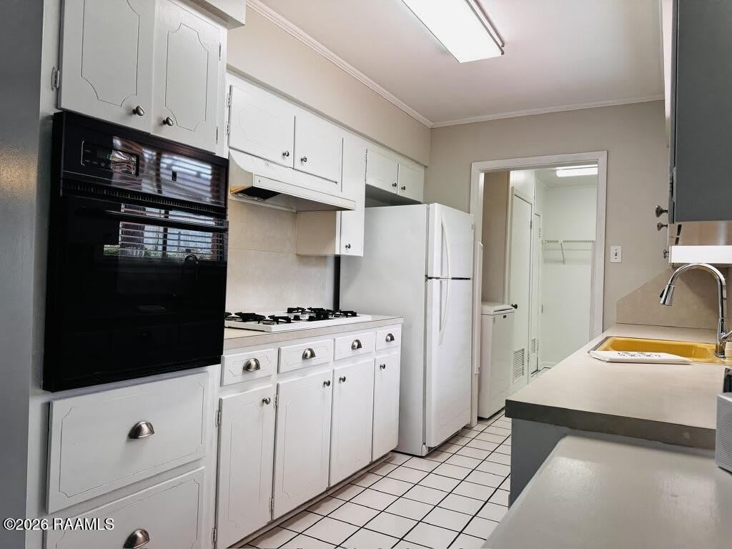 208 Mayard Drive – photo 5